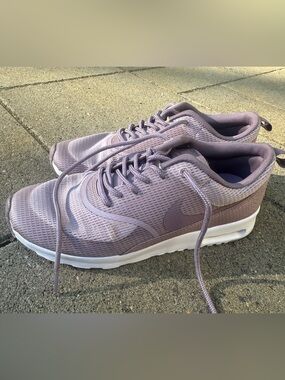 Nike Thea - Lilac Mesh Lace-Up Sneakers